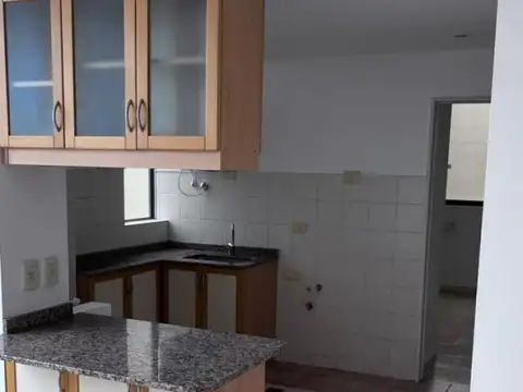 VIVIENDA - PROFESIONAL - SAN JUSTO CENTRO - 2 AMB