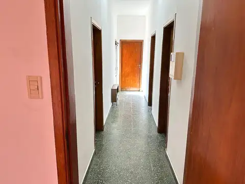 Depto Tipo Casa en Venta 53 años