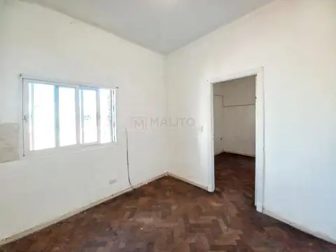 Directorio 2700, Piso 2º