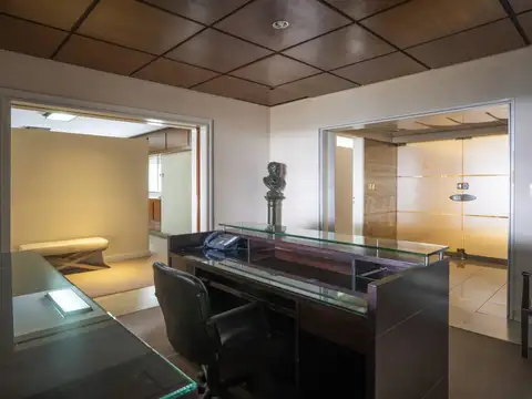 Oficina en Alquiler en San Nicolás, USD 2.950