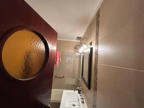 PH 3 AMBIENTES BARRIO FLORES PATIO TERRAZA QUINCHO