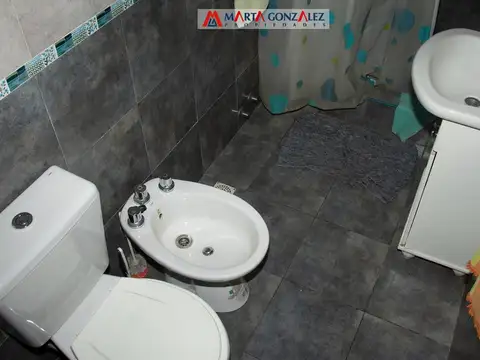 Casa en Venta con 6 cocheras