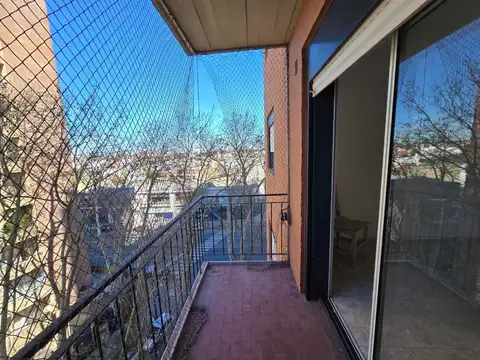 DEPARTAMENTO 2 AMB VENTA SAN ISIDRO COCHERA BAULER