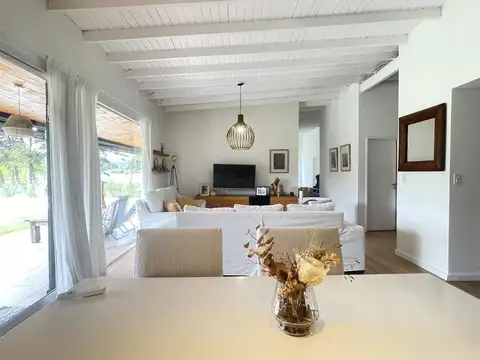 Casa en Venta al Oeste
