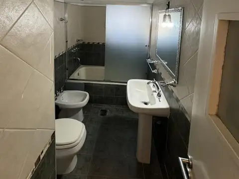 Departamente 3 ambientes - 2 dormitorios