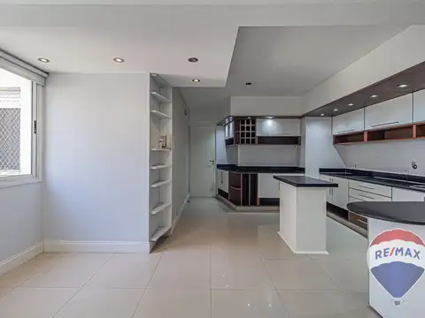 Avenida General Las Heras 1600