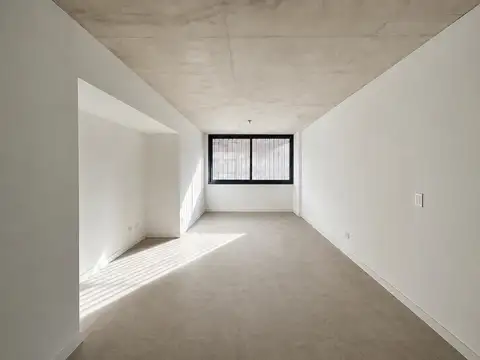 Oficina en primer piso en barrio Lourdes