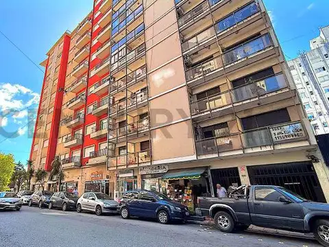 Buenos Aires 2200, Piso 7
