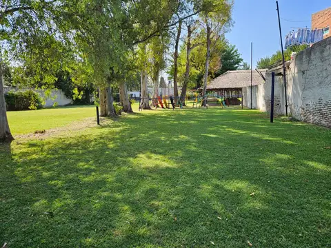 Quinta en Venta en 9 de Abril, USD 380.000