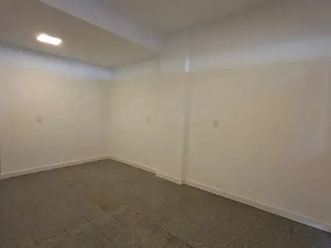 Local en Alquiler 40 años