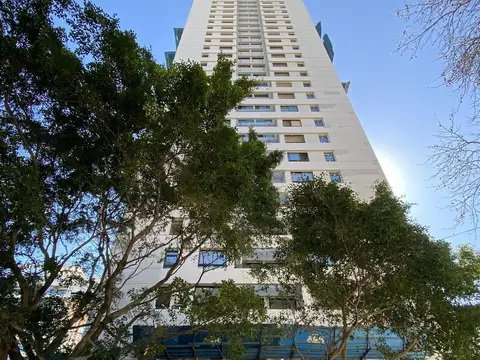 Venta Departamento de 4 Ambientes con Dependencia en Construcción en Torre en Belgrano R