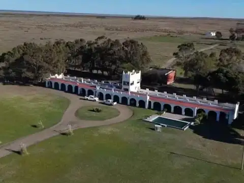 Campo Costero y Estancia en Venta en Bahía San Blas