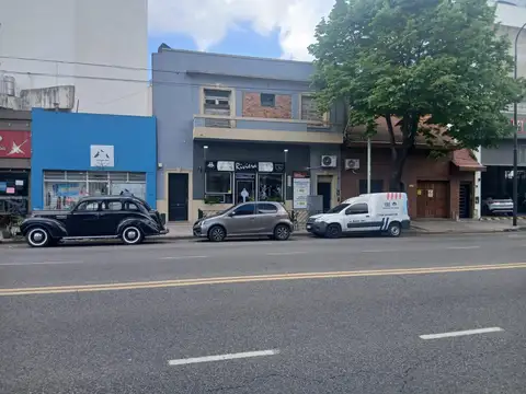 Local con vivienda en venta avenida balbín 2800 caba
