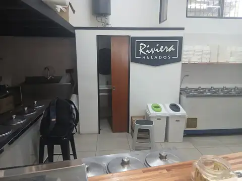 Local en Venta en Coghlan, USD 240.000