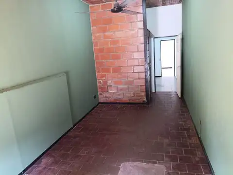 ALQUILER LOCAL CON DEPARTAMENTO EN LUIS GUILLON