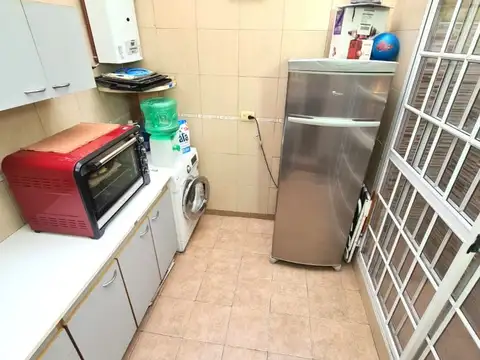 Depto Tipo Casa 4 ambientes con 2 baños