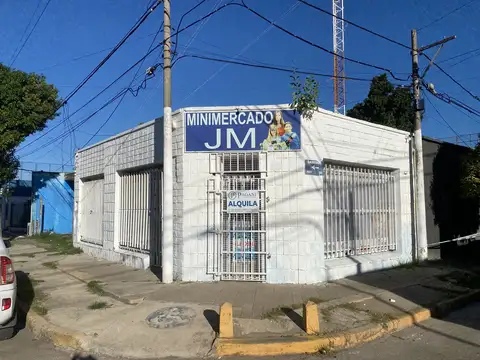 Local en esquina, zona comercial