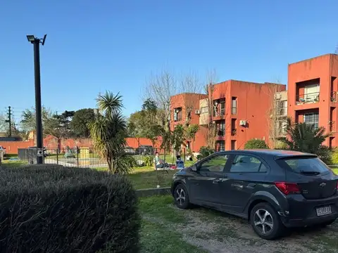 Departamento en Alquiler con 1 cochera