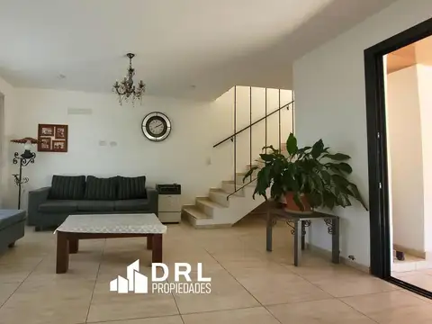 Casa en venta en Villa Catalina, Rio Ceballos 