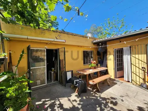 venta de casa multifamiliar de + departamento de 3 ambientes en planta alta