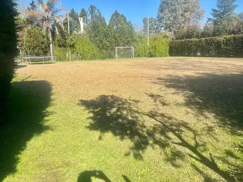 Terreno en Venta en Campos De Alvarez, USD 220.000