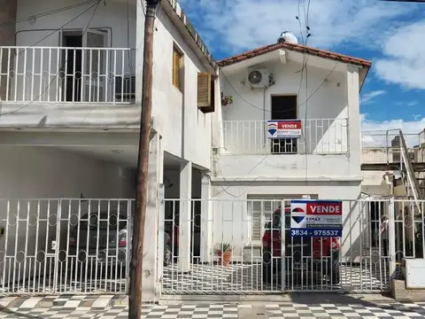 GRAN PROPIEDAD CON DEPARTAMENTO + ESP. COMERCIAL