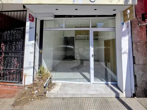 Local en Alquiler Via Pública