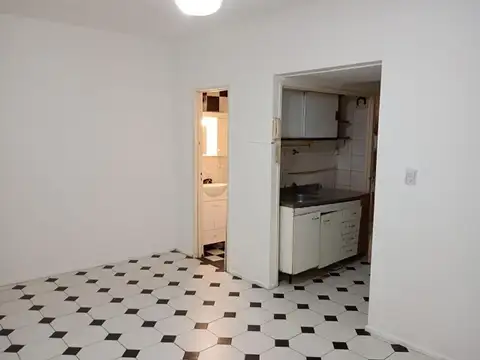 Av. Coronel Diaz 2187 , Piso 2