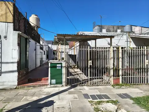 Depto Tipo Casa en Venta en Munro, USD 79.000
