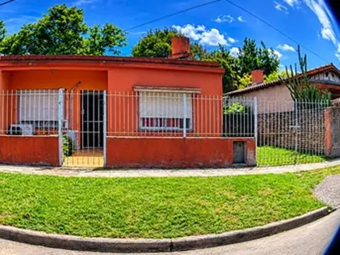 Casa 3 ambientes - Villa Santos Tesei - Oportunidad