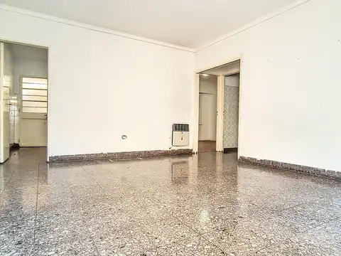 Depto Tipo Casa 3 ambientes con 1 baño