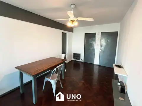 Urquiza y Pte. Roca - Dpto de 2 Dormitorios Externo.
