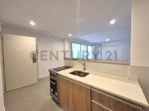 VENTA MONOAMBIENTE CON PATIO CABALLITO