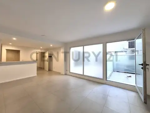 VENTA MONOAMBIENTE CON PATIO CABALLITO