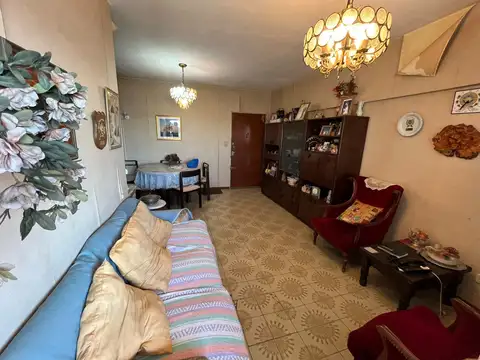 Departamento 4 ambientes con 1 baño