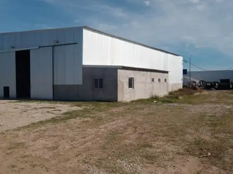 Depósito en Alvear
