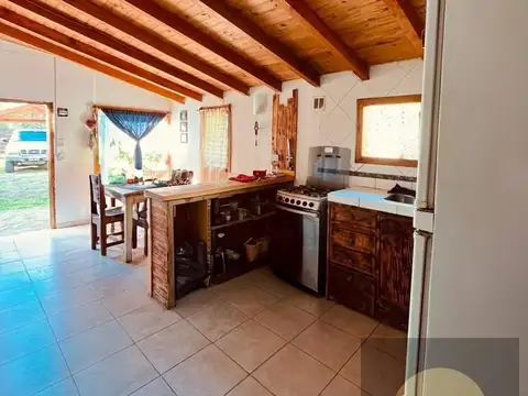 CASA EN VENTA 3 AMB EN LAGO MORENO