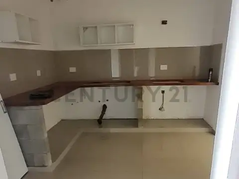 181 e/ 516 y 516 bis , Piso 0