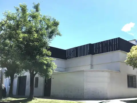 Casa en alquiler en Gonnet calle 511 esq 8 - Dacal Bienes Raíces