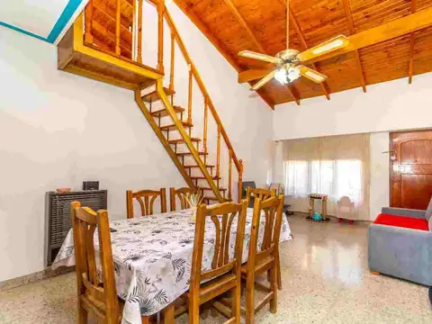 Casa en Venta con 1 cochera