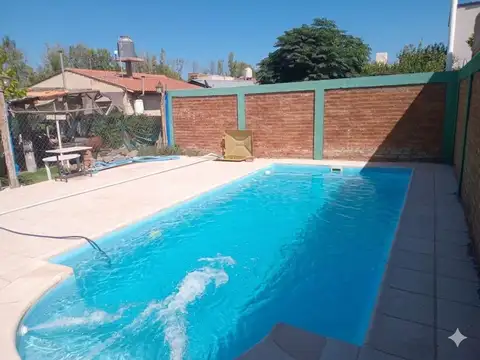 Terreno en venta con cabaña y pileta