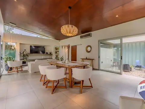 CASA EN VENTA JOAQUIN GORINA - 3 DORMITORIOS