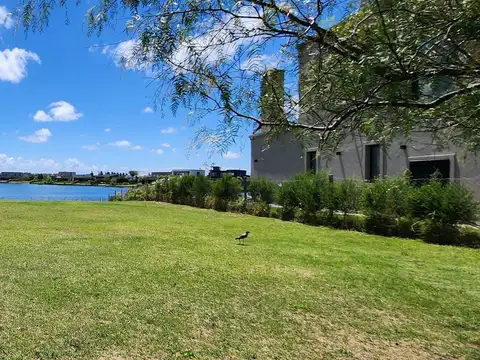 Terreno en Venta de 831,0 m2