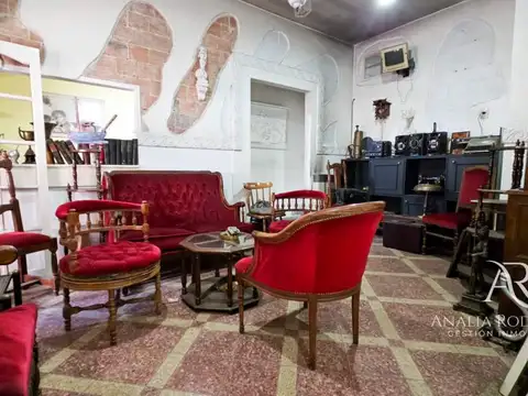 Av. Avelino Rolon 1900