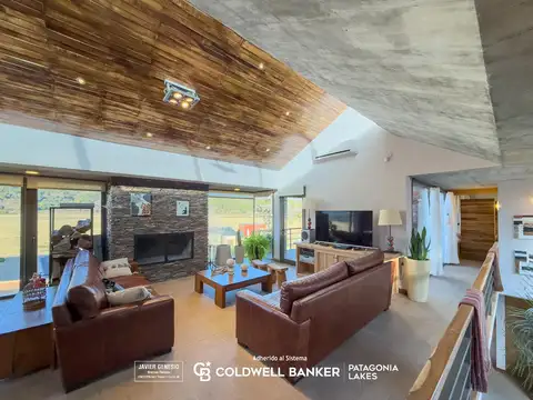 Casa 5 ambientes con 4 baños