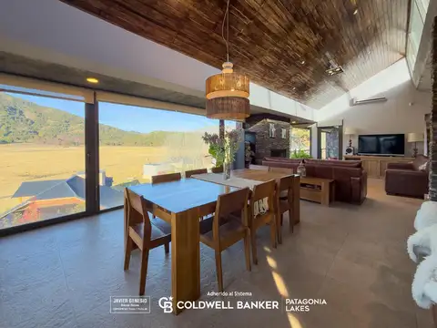 VENTA Casa Amueblada 318 m2 sobre lote de 2.178m2, Club de Campo Peñon del Lolog -S. M. de los Andes