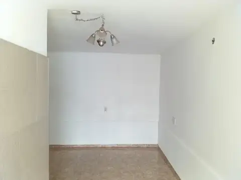 Depto Tipo Casa en Alquiler 40 años