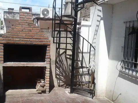 Depto Tipo Casa en Alquiler de 3 dormitorios