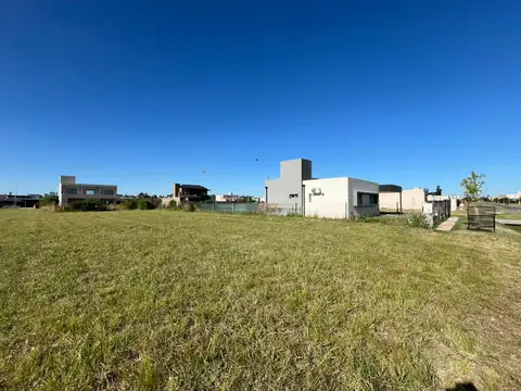 Terreno en Venta en Funes, USD 85.000