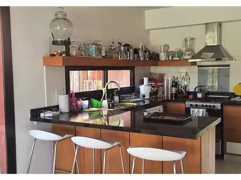 Casa en Alquiler Temporal en San Fernando, USD 4.500